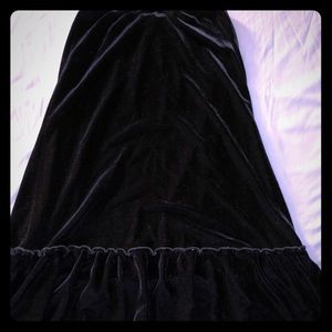 I’m not a fan of long skirts.